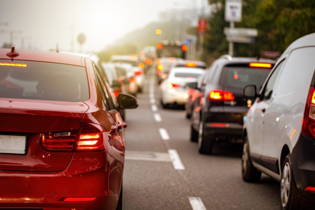 Vollsperrungen der A620: Mit dem ÖPNV am Stau vorbei