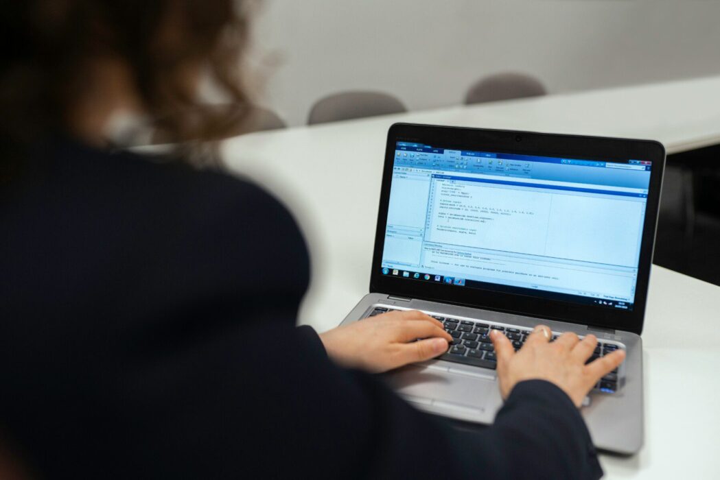 Grüne fordern digitales Schulanmeldeverfahren für den Regionalverband Saarbrücken